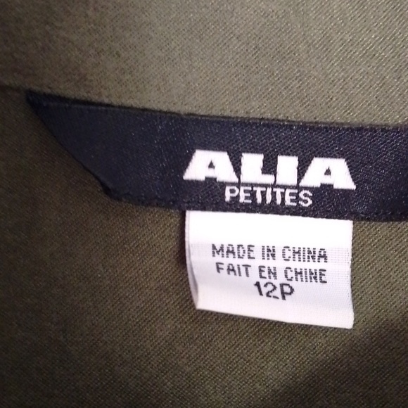 Alia petite green zip up jacket with gorgeous gold  buttons suede like feel 12p - Picture 2 of 5